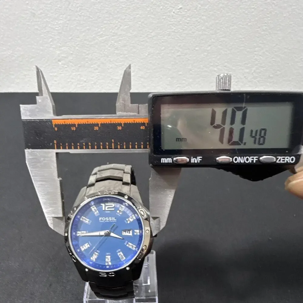 Fossil Blue Men’s Wristwatch AM-4117 New Battery! Runs excellent!